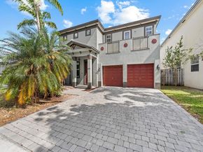 2873 NE 1st Dr, Homestead FL 33033