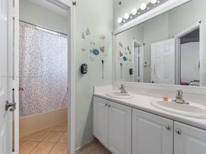 2873 NE 1st Dr, Homestead FL 33033