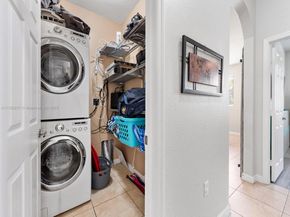 2873 NE 1st Dr, Homestead FL 33033