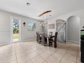 2873 NE 1st Dr, Homestead FL 33033