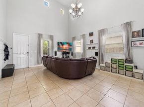 2873 NE 1st Dr, Homestead FL 33033