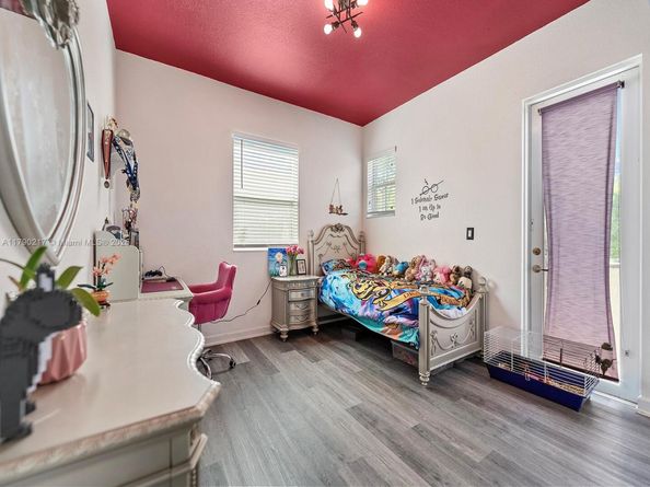 2873 NE 1st Dr, Homestead FL 33033