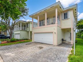 3135 NE 4th St, Homestead FL 33033