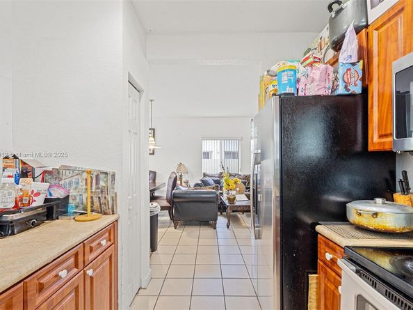 3135 NE 4th St, Homestead FL 33033