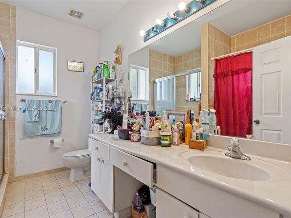 3135 NE 4th St, Homestead FL 33033