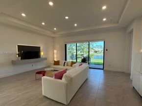 12160 N Baypoint Cir, Parkland FL 33076