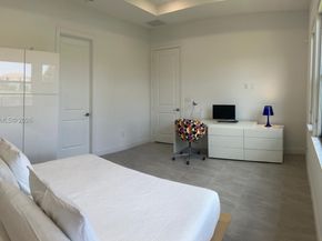 12160 N Baypoint Cir, Parkland FL 33076