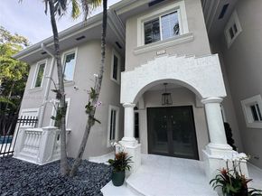 3185 Washington St, Miami FL 33133