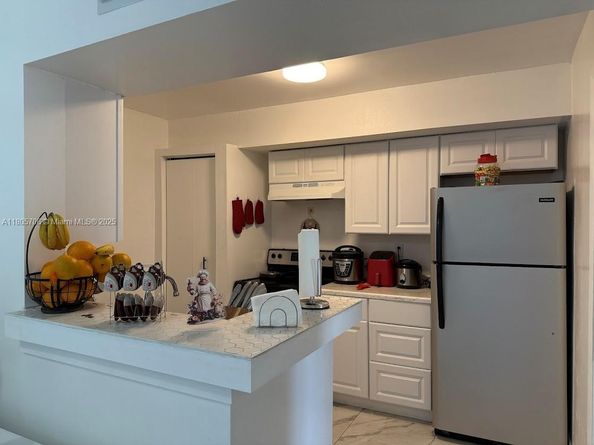 15241 SW 80th St 207, Miami FL 33193