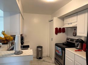 15241 SW 80th St 207, Miami FL 33193