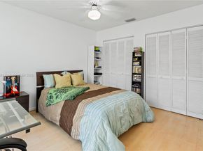 6090 NW 179th Ter, Hialeah FL 33015
