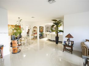 2133 NW 14th Pl, Homestead FL 33030