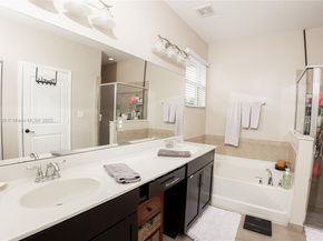 2133 NW 14th Pl, Homestead FL 33030