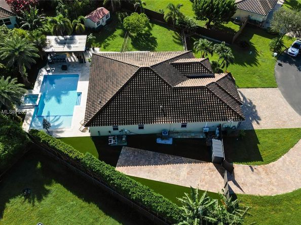 2133 NW 14th Pl, Homestead FL 33030