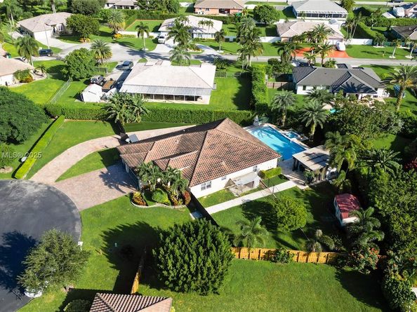2133 NW 14th Pl, Homestead FL 33030