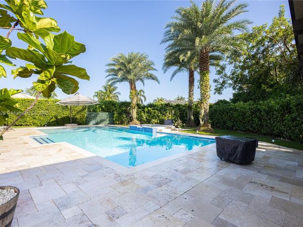2133 NW 14th Pl, Homestead FL 33030