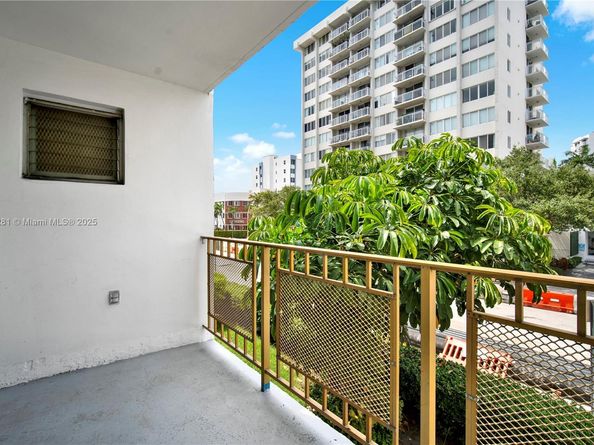 1340 Lincoln Rd 207, Miami Beach FL 33139