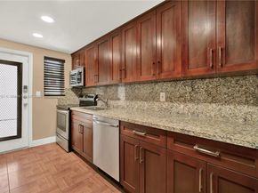 1340 Lincoln Rd 207, Miami Beach FL 33139