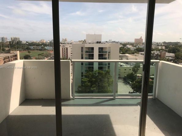 1000 West Ave 908, Miami Beach FL 33139