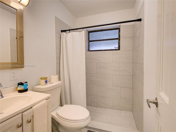 2703 Adams St, Hollywood FL 33020