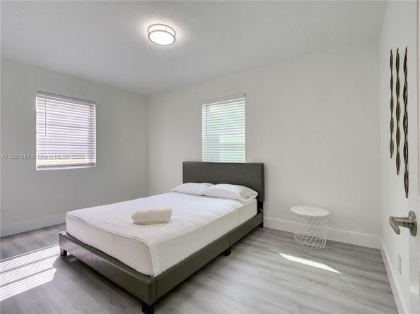 2703 Adams St, Hollywood FL 33020