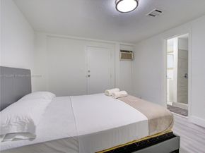 2703 Adams St, Hollywood FL 33020