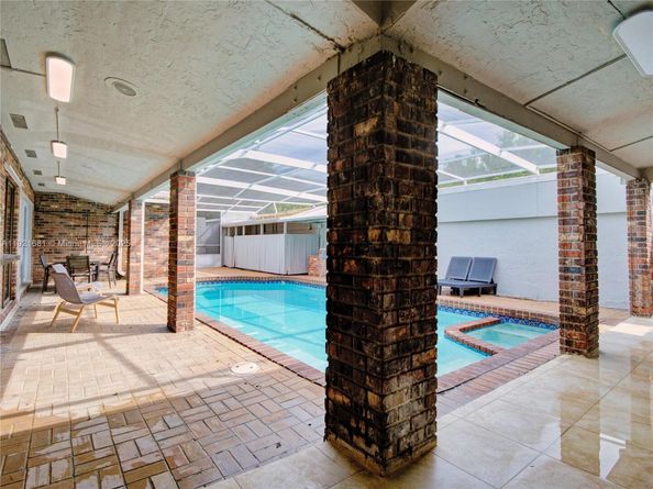 2703 Adams St, Hollywood FL 33020