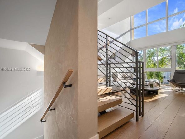 65 N Shore Dr 31C, Miami Beach FL 33141
