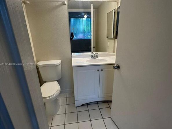 4045 W Mcnab Rd 110, Pompano Beach FL 33069