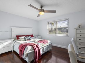 620 NW 204th Ave, Pembroke Pines FL 33029
