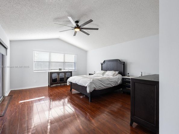 620 NW 204th Ave, Pembroke Pines FL 33029