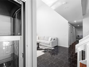 620 NW 204th Ave, Pembroke Pines FL 33029