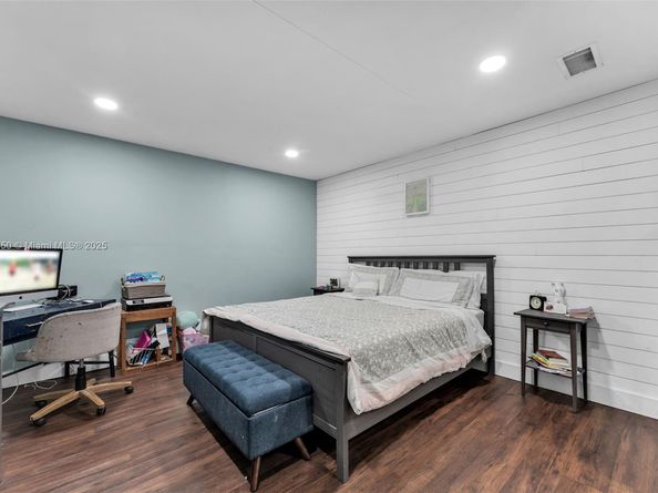 14301 SW 146th Ter, Miami FL 33186