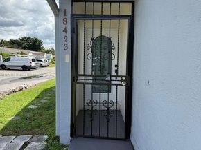 18423 NW 44th Pl, Miami Gardens FL 33055