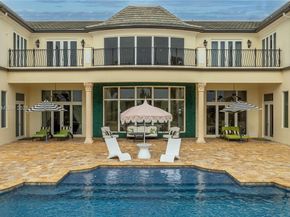 2951 Lake Ridge Ln, Weston FL 33332