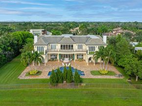 2951 Lake Ridge Ln, Weston FL 33332