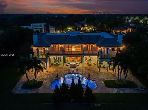 2951 Lake Ridge Ln, Weston FL 33332
