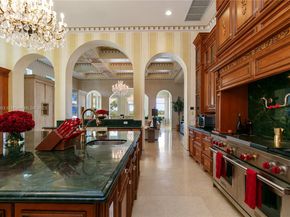 2951 Lake Ridge Ln, Weston FL 33332