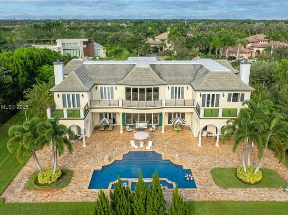 2951 Lake Ridge Ln, Weston FL 33332