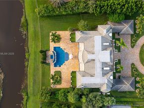 2951 Lake Ridge Ln, Weston FL 33332