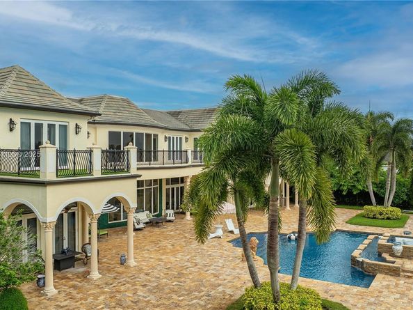 2951 Lake Ridge Ln, Weston FL 33332