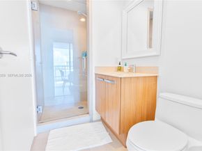 3801 Collins Ave 1105, Miami Beach FL 33140