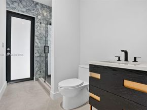 7222 SW 52nd Ct, Miami FL 33143