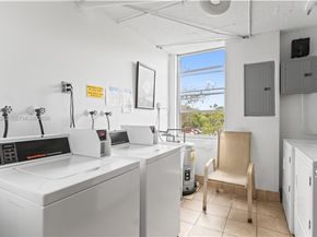 2998 NW 48th Ter 329, Lauderdale Lakes FL 33313