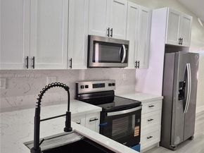 5751 W 21st Ct, Hialeah FL 33016