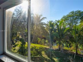 6120 NW 2nd St, Margate FL 33063