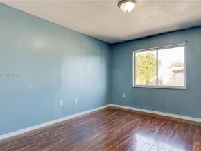 6120 NW 2nd St, Margate FL 33063