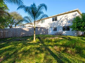 6120 NW 2nd St, Margate FL 33063