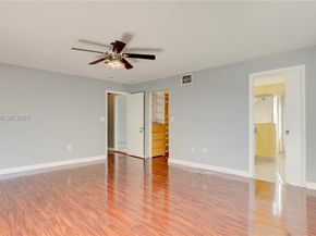 6120 NW 2nd St, Margate FL 33063