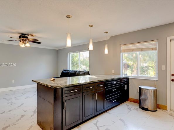 6120 NW 2nd St, Margate FL 33063